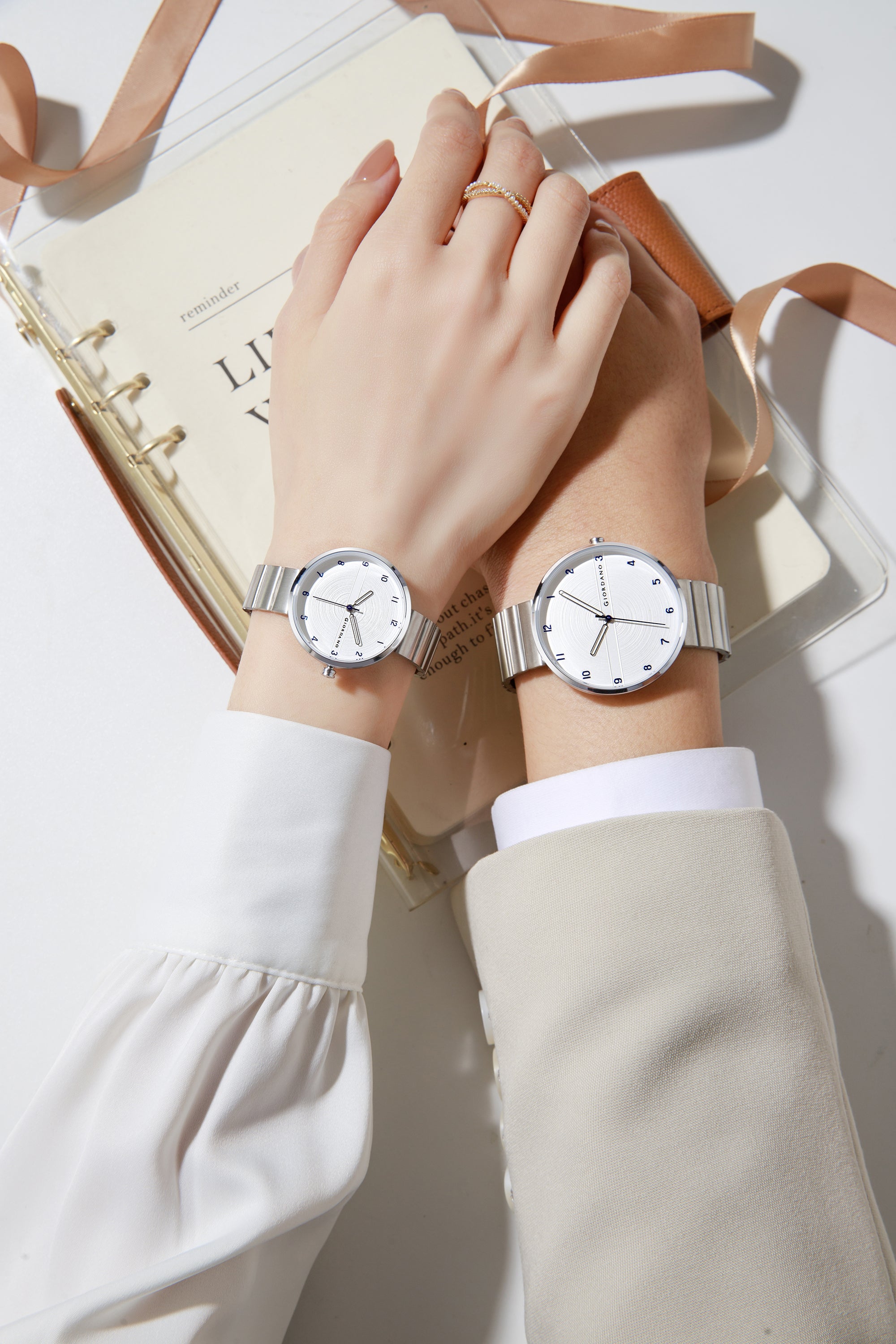 Giordano Analog Couple Watch Set – Elegant Dial with Stainless Steel Strap – His & Hers Matching Watches – Minimalist Unisex Design | GZ-992-SET-22